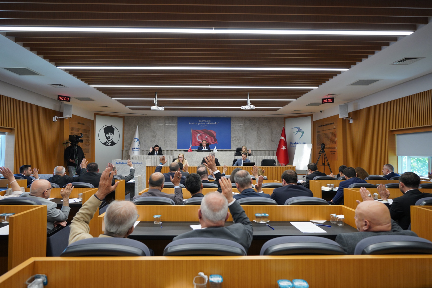 ALIK MEMLEKETİ HAK ETTİĞİ GÜZEL GÜNLERE KAVUŞTURACAĞIZ (3)-i663a321325e17.jpg